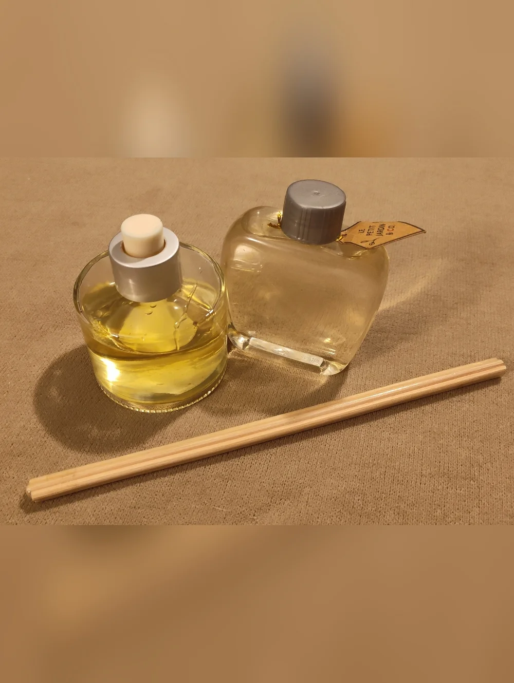 NEW! Reed Diffuser Set with 1 5pk Reeds - Picture 2 of 10